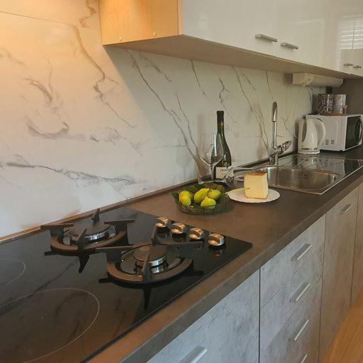 Aurelio Apartment *