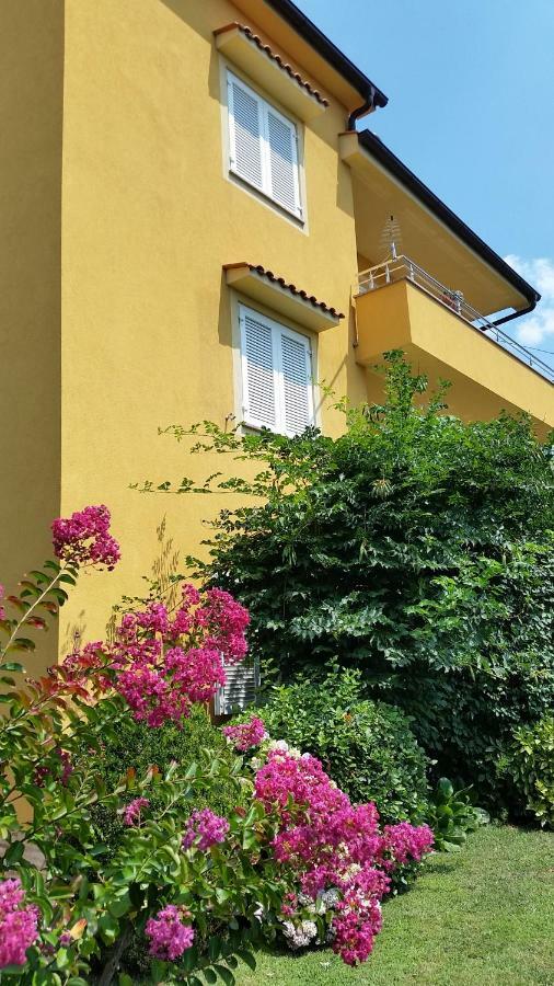 Aurelio Appartement *